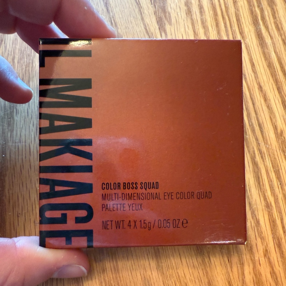 IL MAKIAGE Color Boss Squad Color Palette